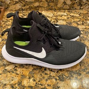 Woman’s Nike training tennis shoes size 8.5